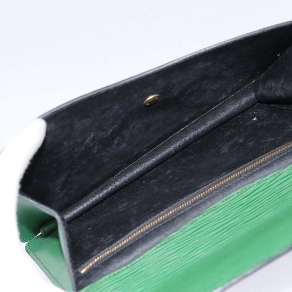 LOUIS VUITTON Epi Montaigne 27 Clutch Bag Green - Picture 12 of 16